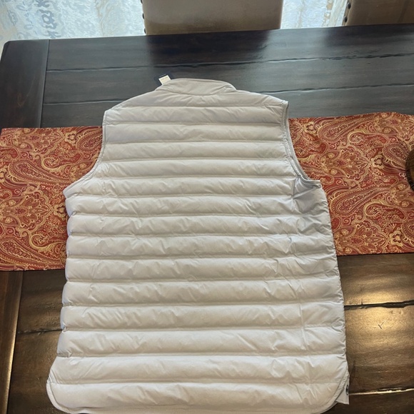 Peter Millar Men's Medium Quilted Puffer Regent Vest Gale Grey MSRP $285 - Picture 4 of 11